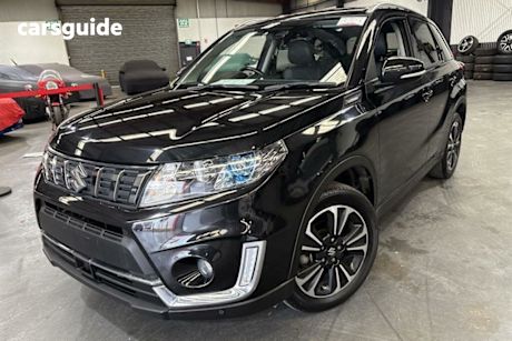 Black 2022 Suzuki Vitara Wagon Turbo