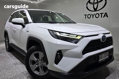 White 2022 Toyota RAV4 SUV GX 4X4