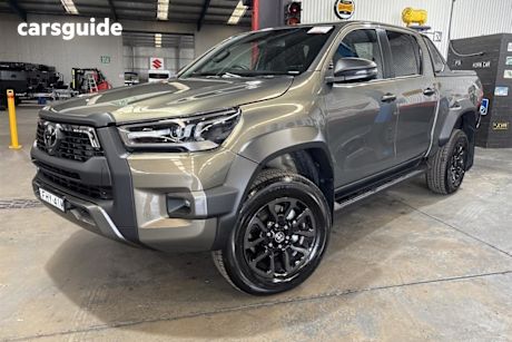 Gold 2024 Toyota Hilux Double Cab Pick Up Rogue 48V (4X4)