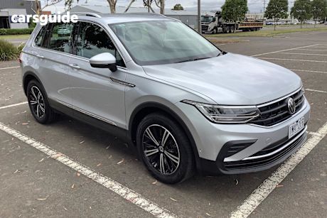 Silver 2022 Volkswagen Tiguan SUV 110TSI LIFE F