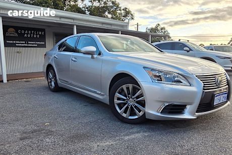 Silver 2013 Lexus LS Sedan C PACKAGE USF45 VERSION L AWD