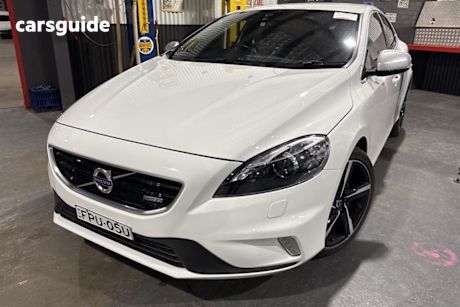 White 2014 Volvo V40 Hatchback T5 R-Design