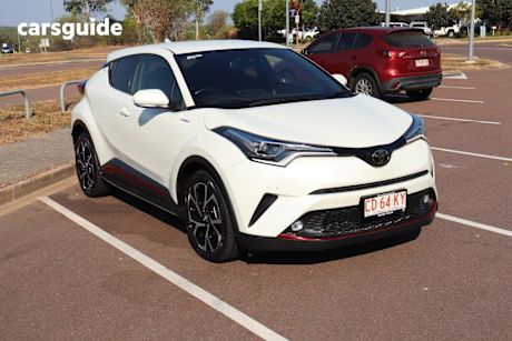 White 2019 Toyota C-HR SUV KOBA F