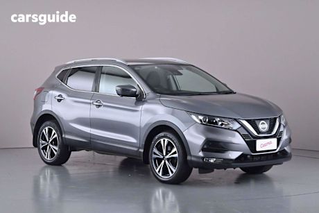 Grey 2018 Nissan Qashqai Wagon St-L