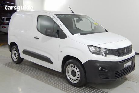 White 2019 Peugeot Partner Commercial 110 THP Standard (L1)