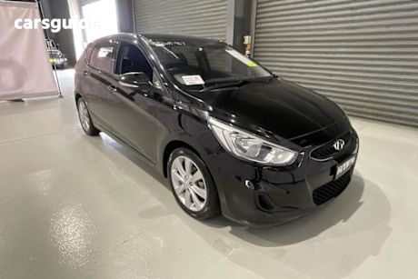 Black 2018 Hyundai Accent Hatchback Sport