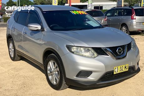 Silver 2014 Nissan X-Trail Wagon St (4X4)