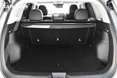 Grey 2025 GWM Haval H7 SUV VANTA HYBRID F