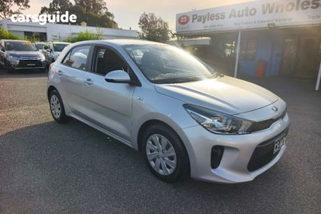 2017 Kia RIO Hatchback S
