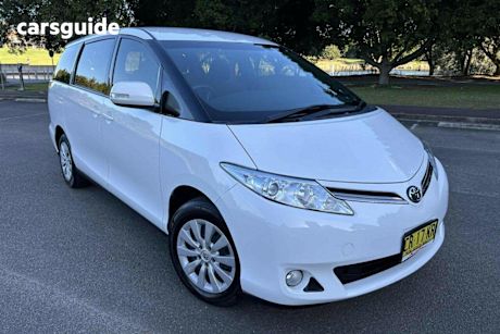 White 2018 Toyota Tarago Wagon Gli