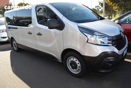Silver 2017 Renault Trafic Van Lwb Lifestyle
