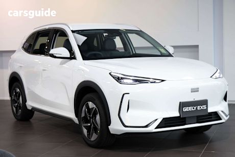White 2025 Geely EX5 Wagon Complete