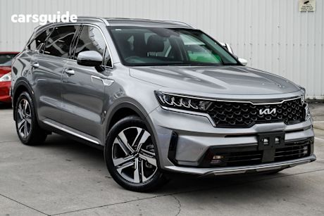 Grey 2022 Kia Sorento SUV SPORT+ 4X4