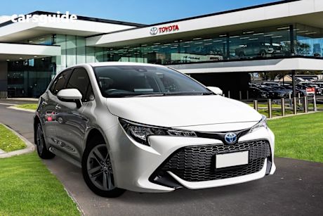 White 2021 Toyota Corolla Hatch ASCENT SPORT HYBRID F