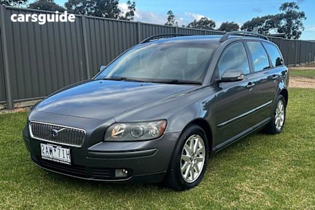 Grey 2006 Volvo V50 Wagon 2.4
