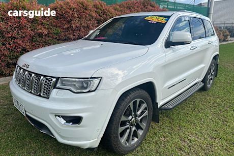 White 2017 Jeep Grand Cherokee Wagon Overland (4X4)