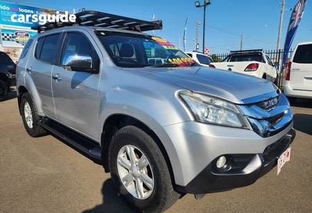 Silver 2014 Isuzu MU-X SUV LS-T 4X4