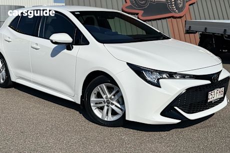 White 2022 Toyota Corolla Hatchback Ascent Sport
