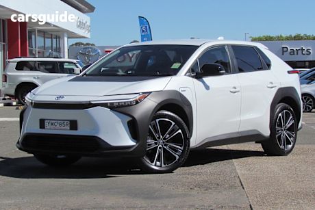 White 2023 Toyota BZ4X SUV F