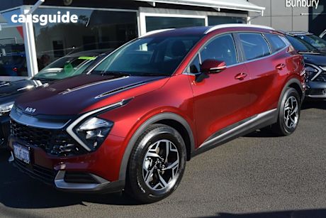 Red 2024 Kia Sportage Wagon S (Awd)