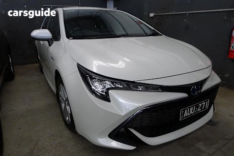 White 2019 Toyota Corolla Hatchback Sx (Hybrid)