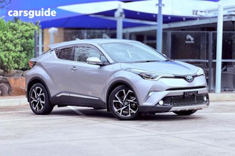 Silver 2018 Toyota C-HR SUV G LED EDITION