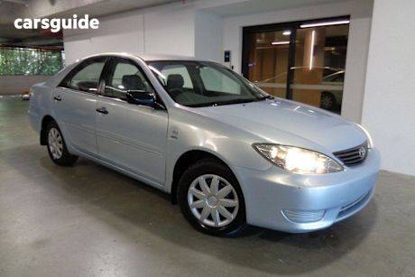 Blue 2005 Toyota Camry Sedan Altise