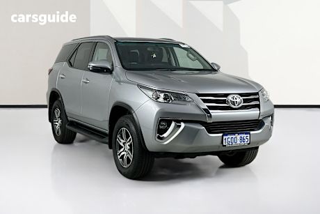 Silver 2018 Toyota Fortuner Wagon Gxl