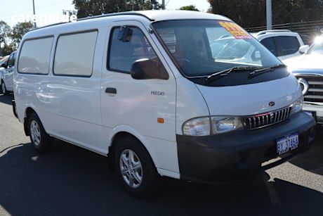 White 2003 Kia Pregio Van