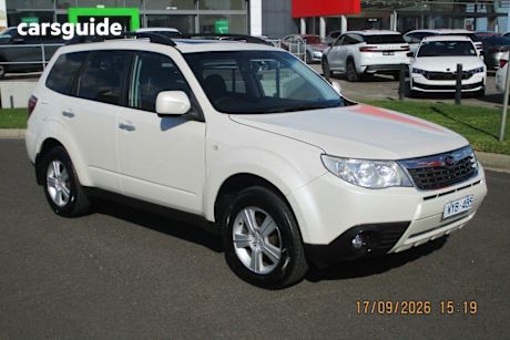 White 2009 Subaru Forester Wagon Xs Premium