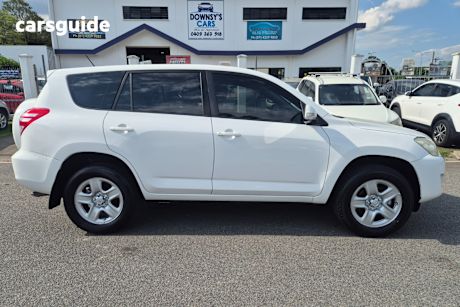 White 2012 Toyota RAV4 Wagon Cv (4X4)