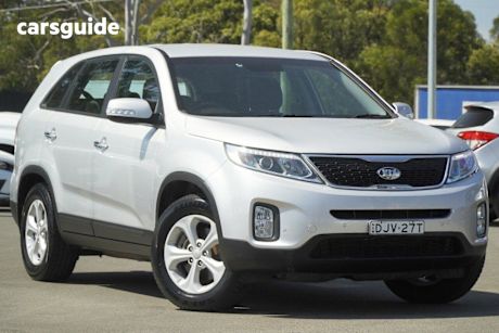 Silver 2014 Kia Sorento SUV SI F