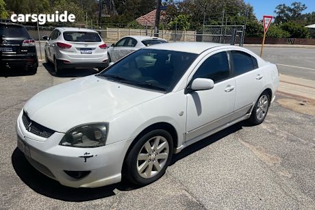 White 2007 Mitsubishi 380 Sedan GT F