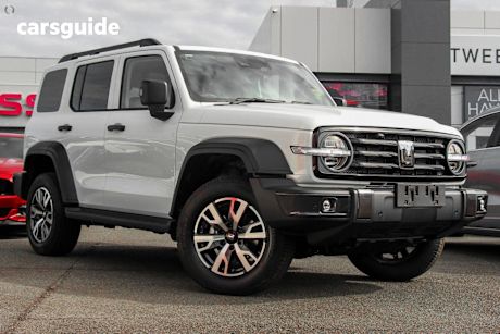 White 2025 GWM Tank 300 SUV ULTRA 4X4