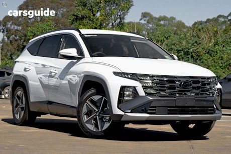 White 2025 Hyundai Tucson SUV ELITE F