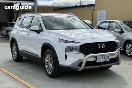 White 2022 Hyundai Santa FE SUV 4X4
