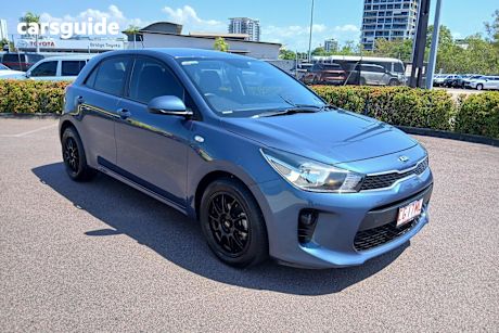 Blue 2018 Kia RIO Hatch S F