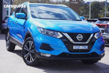 Blue 2019 Nissan Qashqai Wagon St-L