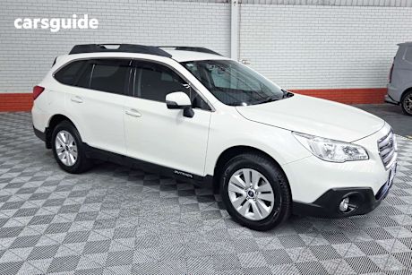 White 2017 Subaru Outback SUV 2.0D 4WD