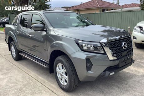 Grey 2025 Nissan Navara OtherCar ST