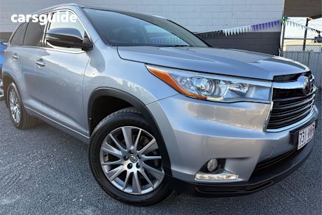 Silver 2014 Toyota Kluger Wagon Grande (4X2)