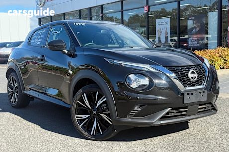 Black 2023 Nissan Juke SUV TI F