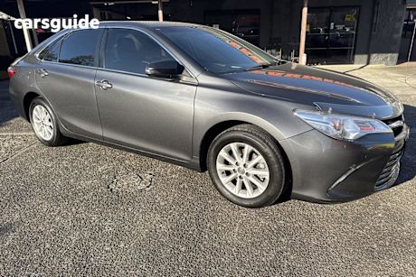 Grey 2016 Toyota Camry Sedan Altise