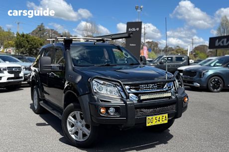 White 2014 Isuzu MU-X SUV LS-U 4X4