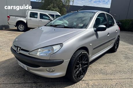 Silver 2000 Peugeot 206 Hatch XT F