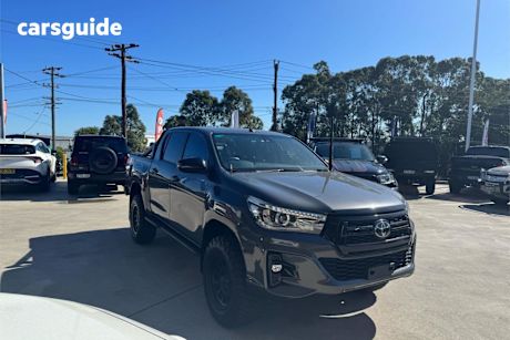 Grey 2019 Toyota Hilux Double Cab Pick Up Sr5 (4X4)