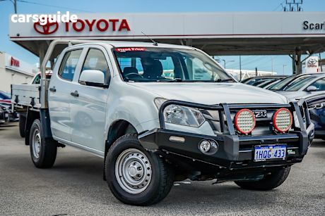 White 2017 Isuzu D-MAX Cab Chassis Sx (4X4)