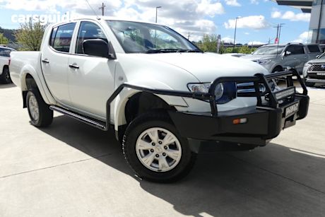 White 2015 Mitsubishi Triton Double Cab Utility Glx (4X4)