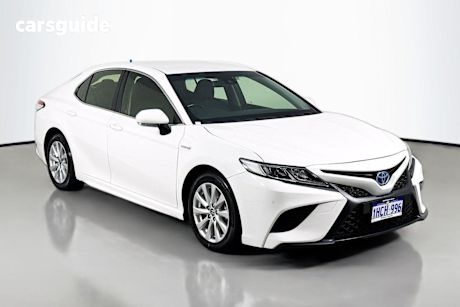 White 2020 Toyota Camry Sedan Ascent Sport (Hybrid)
