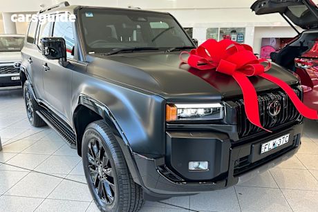 Black 2024 Toyota Landcruiser Prado SUV KAKADU 4X4